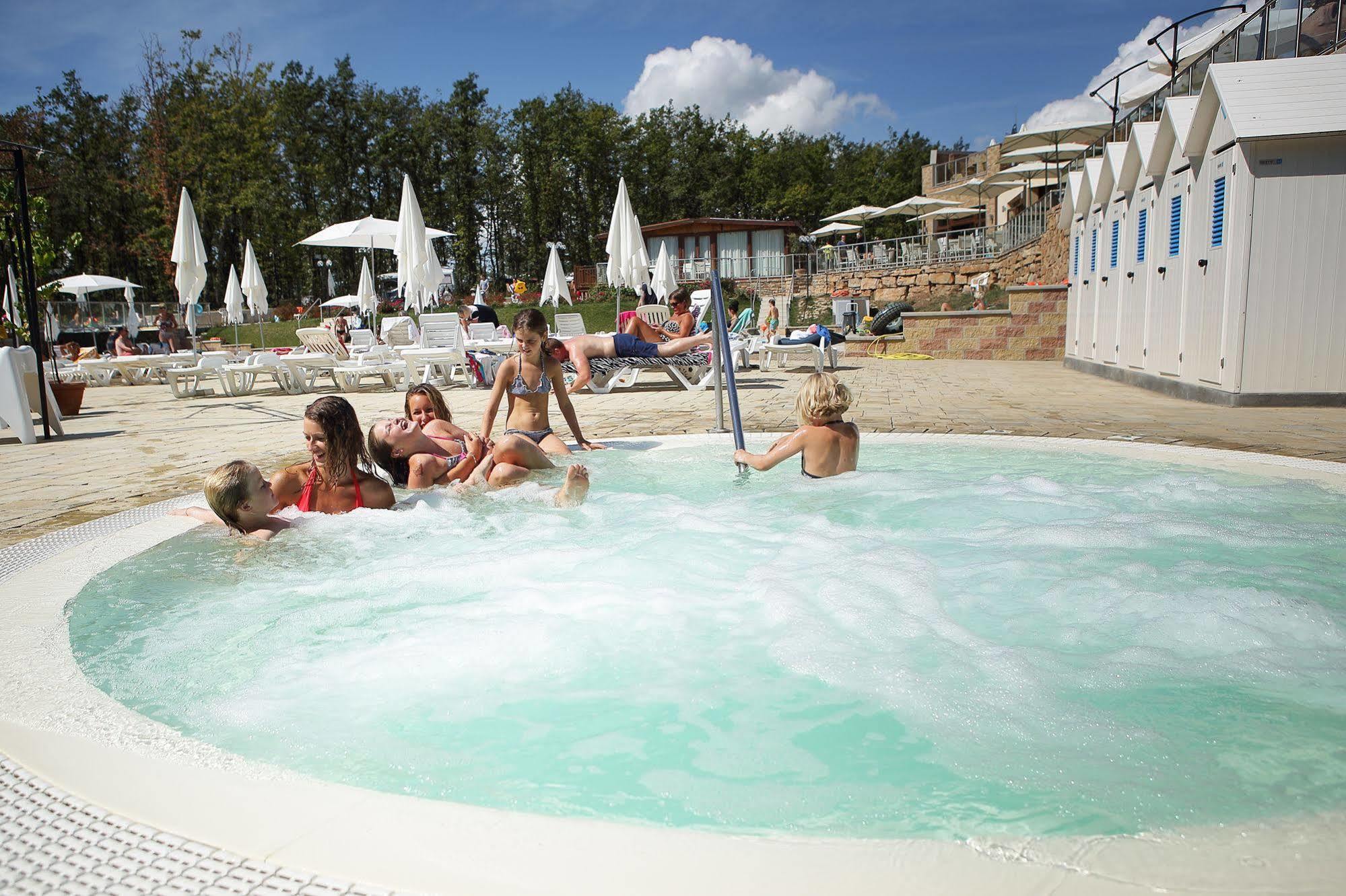 Glamping Village Orlando In Chianti Volpaia 외부 사진